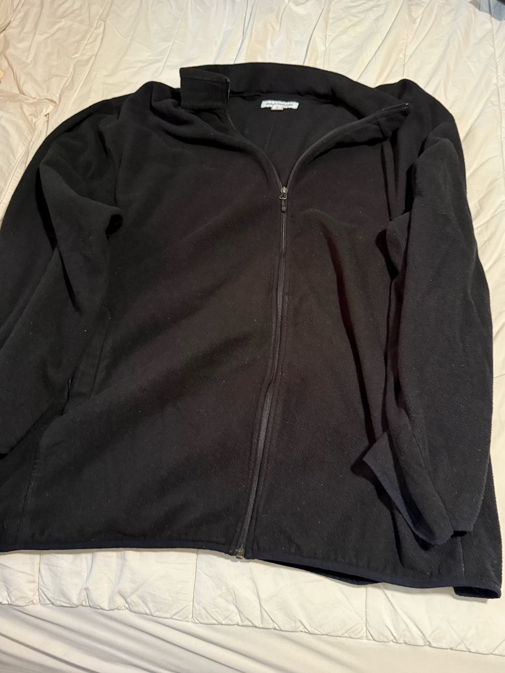 Amazon Essentials Men's Black Lightweight Full-Zip Shirt Jacket